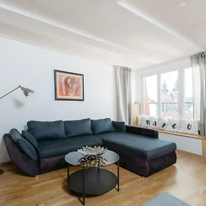 Eli Spacious With Old Town View, Parking & Ac Apartment